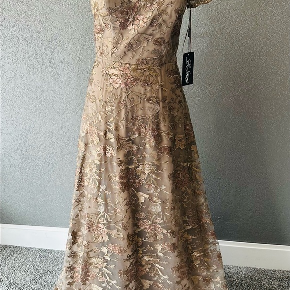 LaFemme Mother of the Bride - Picture 3 of 4